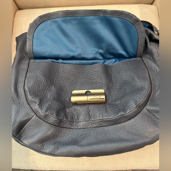 Sold - Picture 3 of 5